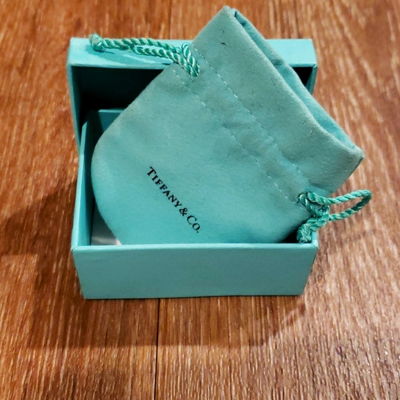 Tiffany & Co. Other - Tiffany & Co Jewelry Box set